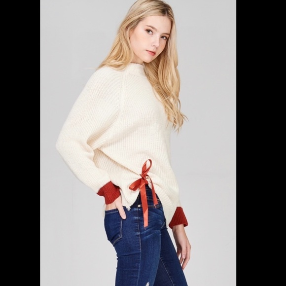 Ribbed Sweater Dipped in Red - Picture 5 of 8